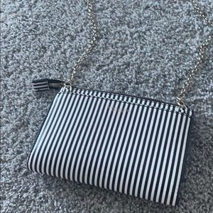 Henri Bendel Purse